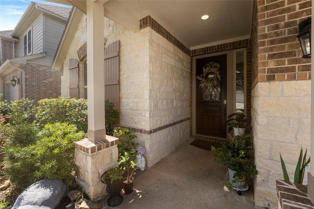 419 Barrios Bay Lane, La Porte, TX 77571