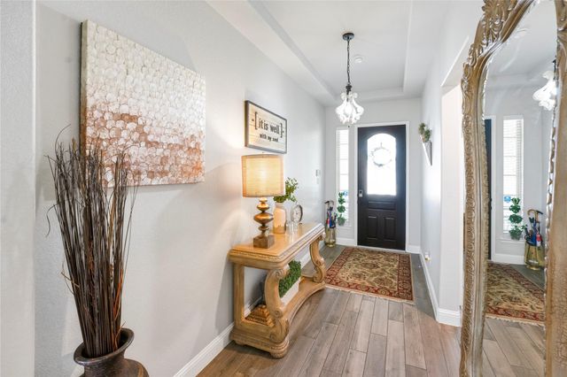 419 Barrios Bay Lane, La Porte, TX 77571