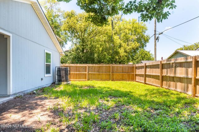 619 LINWOOD Avenue, Jacksonville, FL 32206