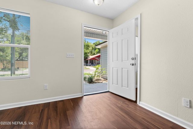619 LINWOOD Avenue, Jacksonville, FL 32206