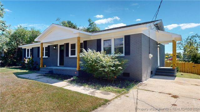 6017 Santa Fe Drive, Fayetteville, NC 28303