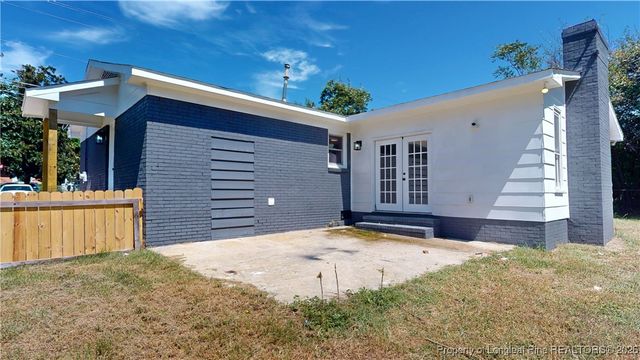 6017 Santa Fe Drive, Fayetteville, NC 28303