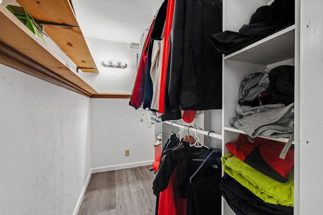 19 Elk Court, Pacifica, CA 94044