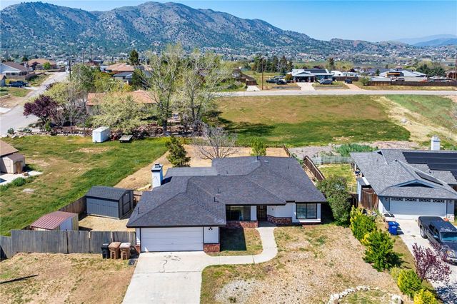 21921 Fig Court, Tehachapi, CA 93561