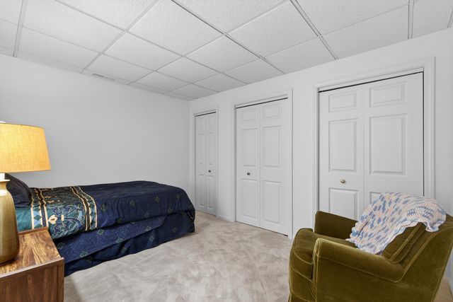 1393 W Shire Circle 2, Inverness, IL 60067