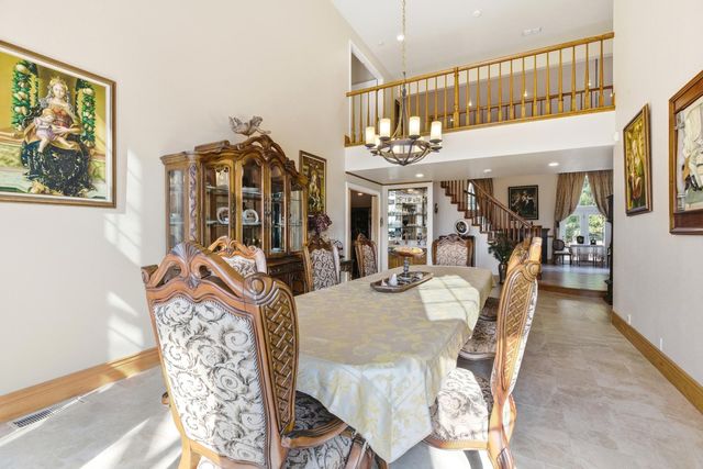 9901 Red Fox Dr, Oakdale, CA 95361