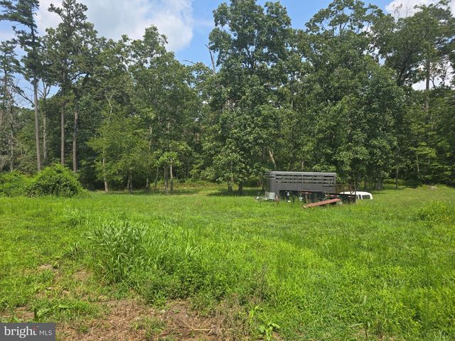 450 ALMOND RD, Pittsgrove, NJ 08318
