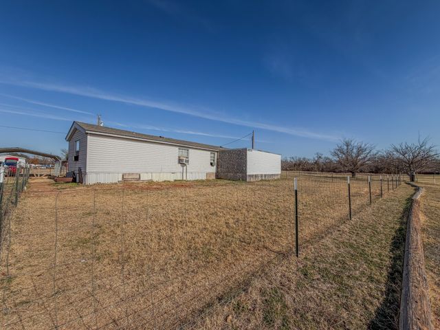 115 Cimmaron Loop, Weatherford, TX 76087