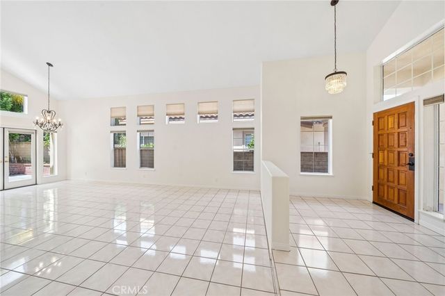 9935 Ravenna Way, Cypress, CA 90630