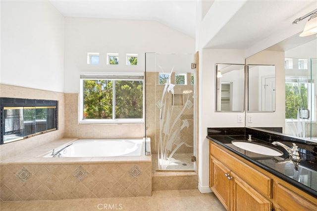 9935 Ravenna Way, Cypress, CA 90630