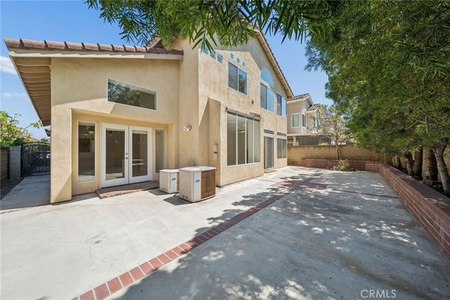 9935 Ravenna Way, Cypress, CA 90630