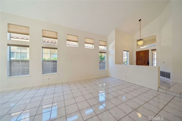 9935 Ravenna Way, Cypress, CA 90630