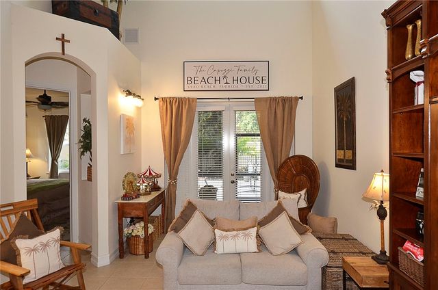 1915 Bridgepointe Circle 39, Vero Beach, FL 32967