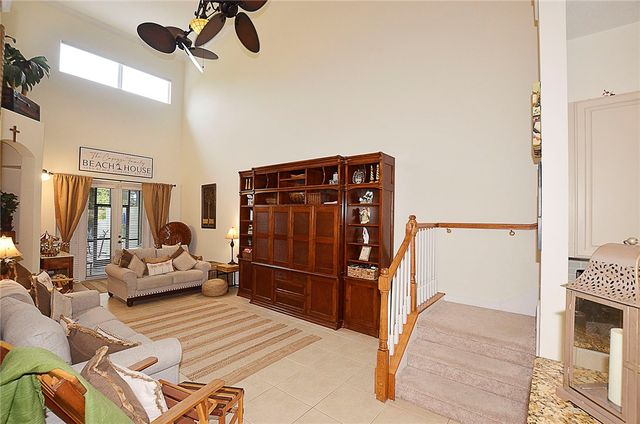 1915 Bridgepointe Circle 39, Vero Beach, FL 32967