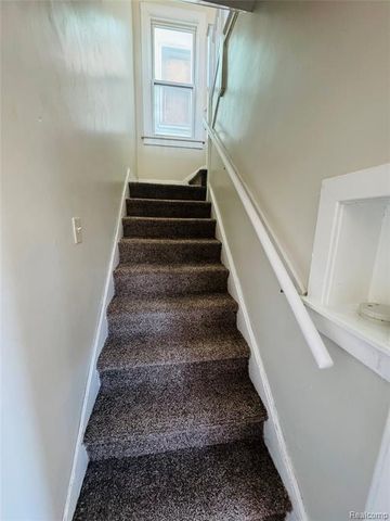 7417 Hanover Street, Detroit, MI 48206