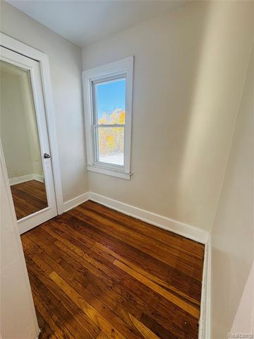 7417 Hanover Street, Detroit, MI 48206