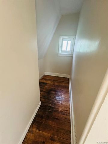 7417 Hanover Street, Detroit, MI 48206