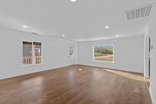 654 S Laurel Avenue, Springfield, MO 65802