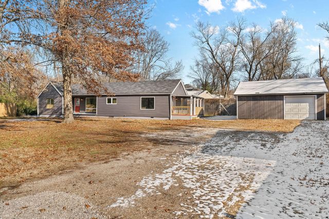 654 S Laurel Avenue, Springfield, MO 65802