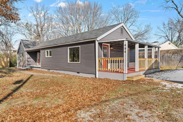 654 S Laurel Avenue, Springfield, MO 65802
