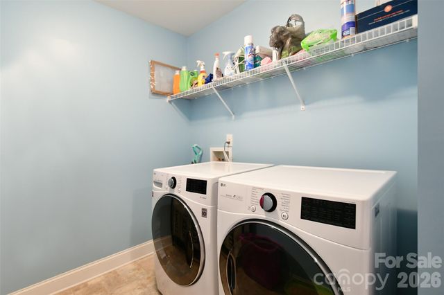 2619 Able Glen Court, Charlotte, NC 28214