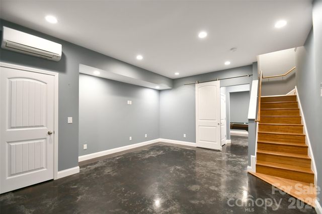 2619 Able Glen Court, Charlotte, NC 28214