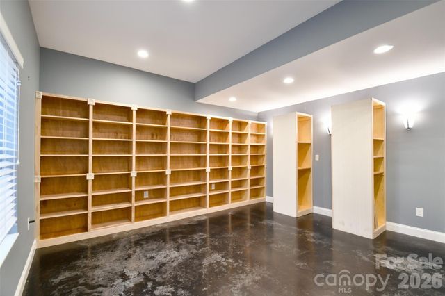 2619 Able Glen Court, Charlotte, NC 28214