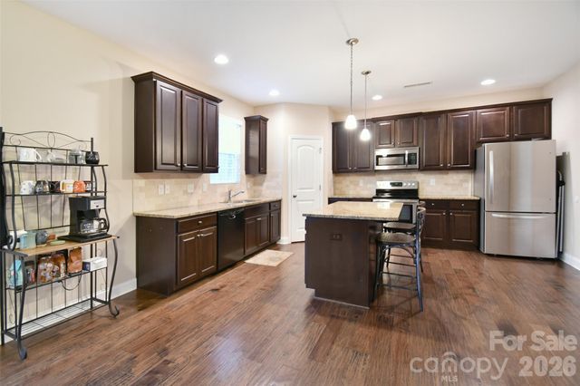 2619 Able Glen Court, Charlotte, NC 28214