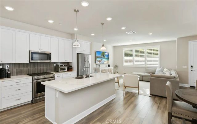 19239 Tideline Court, Huntington Beach, CA 92648