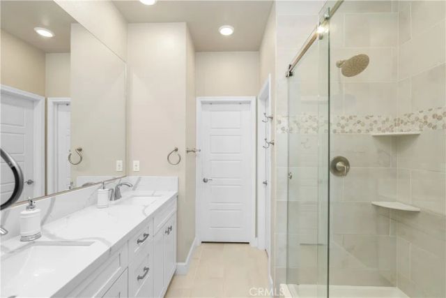 19239 Tideline Court, Huntington Beach, CA 92648