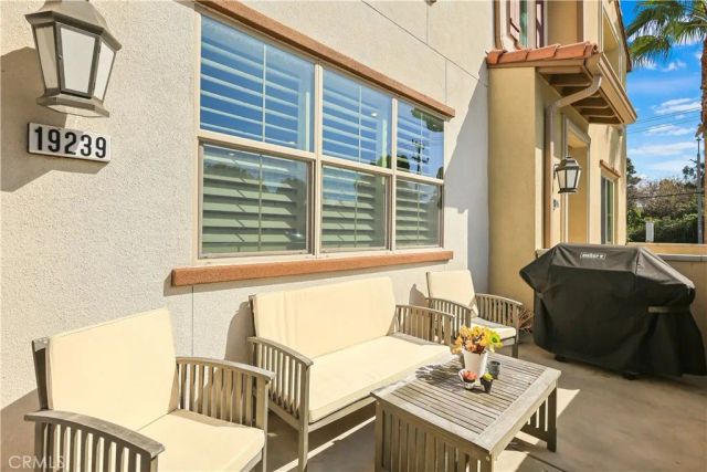 19239 Tideline Court, Huntington Beach, CA 92648