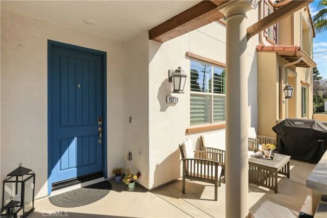 19239 Tideline Court, Huntington Beach, CA 92648