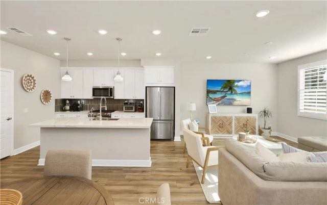 19239 Tideline Court, Huntington Beach, CA 92648