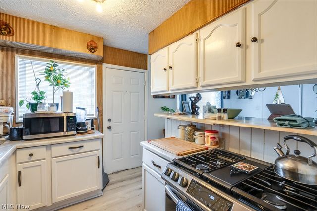 1793 Wakefield Drive, Akron, OH 44320
