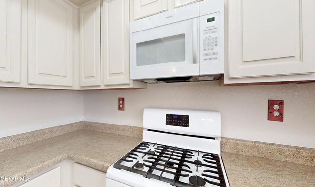 7404 LE CONTE Drive, El Paso, TX 79912