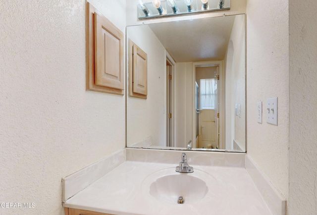 7404 LE CONTE Drive, El Paso, TX 79912