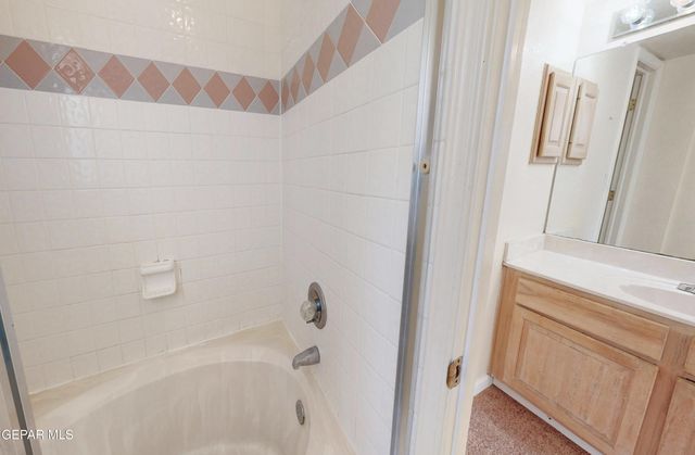 7404 LE CONTE Drive, El Paso, TX 79912