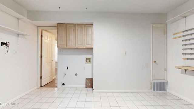 7404 LE CONTE Drive, El Paso, TX 79912