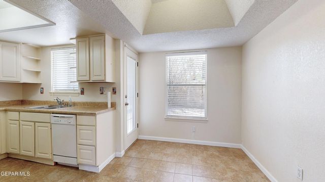 7404 LE CONTE Drive, El Paso, TX 79912