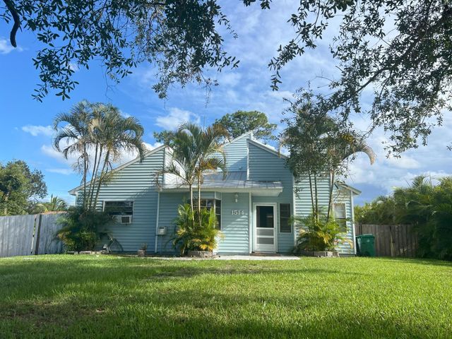 1514 SW Mercedes Avenue, Port St Lucie, FL 34953