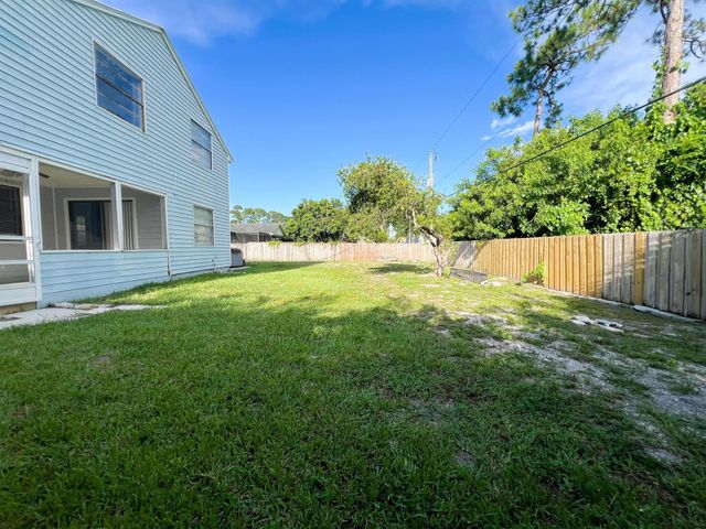 1514 SW Mercedes Avenue, Port St Lucie, FL 34953