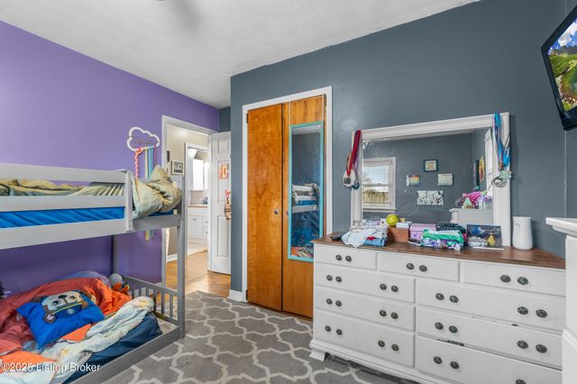 241 Northview Dr, Shepherdsville, KY 40165