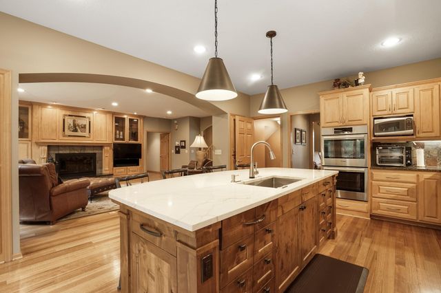 1392 Timberwolf Trail, Lino Lakes, MN 55038