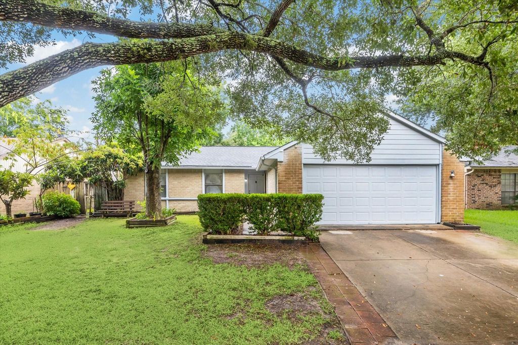6726 Gettysburg Drive, Richmond, TX 77469