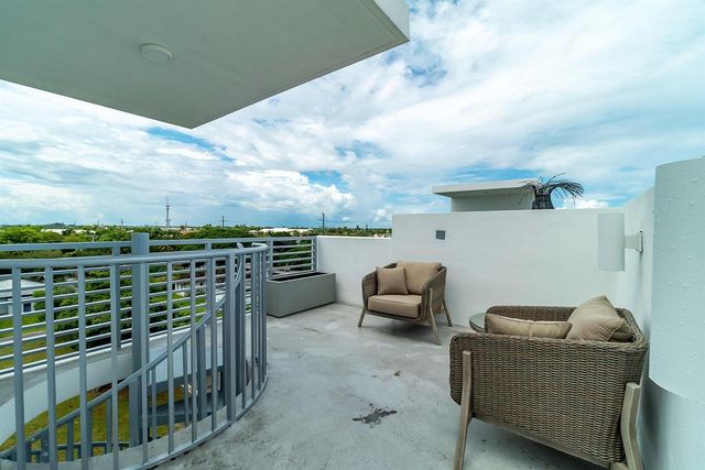 111 SE 1st Avenue 514, Delray Beach, FL 33444