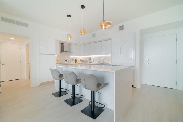 111 SE 1st Avenue 514, Delray Beach, FL 33444