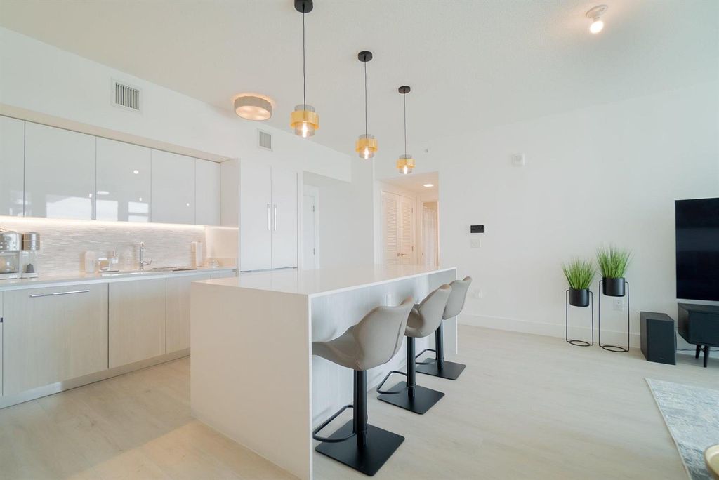 111 SE 1st Avenue 514, Delray Beach, FL 33444