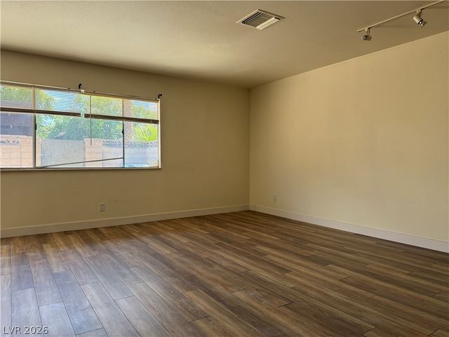 6162 Meadow Vista Lane, Las Vegas, NV 89103
