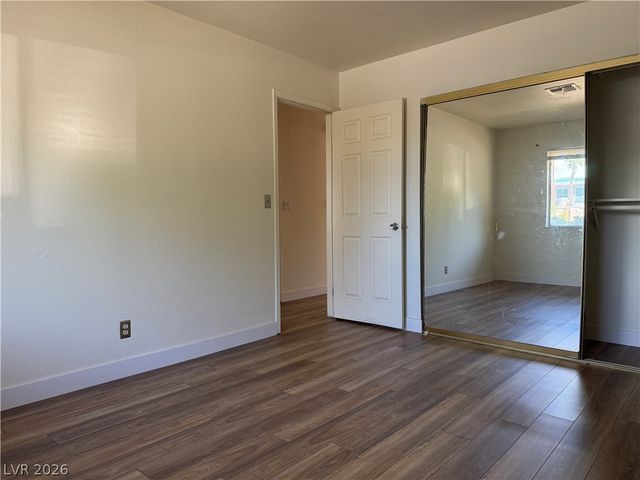 6162 Meadow Vista Lane, Las Vegas, NV 89103