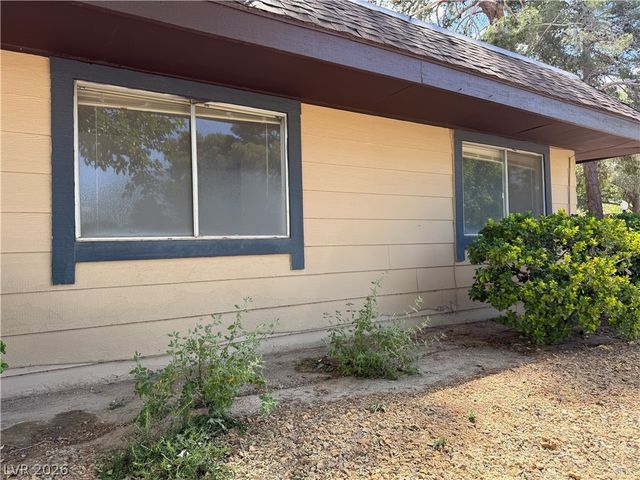 6162 Meadow Vista Lane, Las Vegas, NV 89103